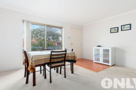 Property photo of 6 Bateman Grove Hampton Park VIC 3976