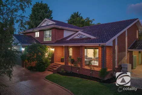 25 Bloomfield Ave, Narre Warren South, VIC 3805