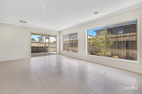 Property photo of 28 Forrester Grove Fraser Rise VIC 3336