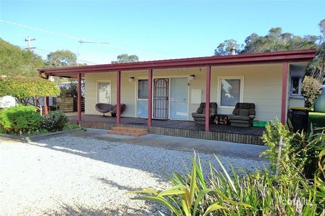 4 Leon St, Loch Sport, VIC 3851