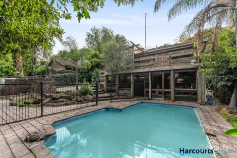 Property photo of 25 Herbert Crescent Keilor East VIC 3033