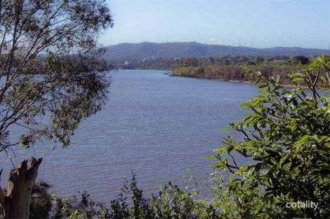 Property photo of 9A King Arthur Terrace Tennyson QLD 4105