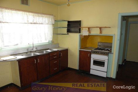 Property photo of 24 Heatherlea Grove Lakes Entrance VIC 3909