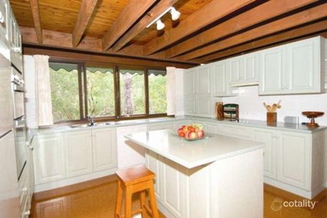 Property photo of 8 Valley View Close Roseville NSW 2069