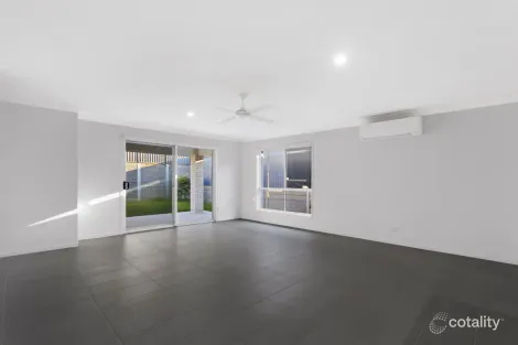 Property photo of 17 Brush Cherry Boulevard Thrumster NSW 2444