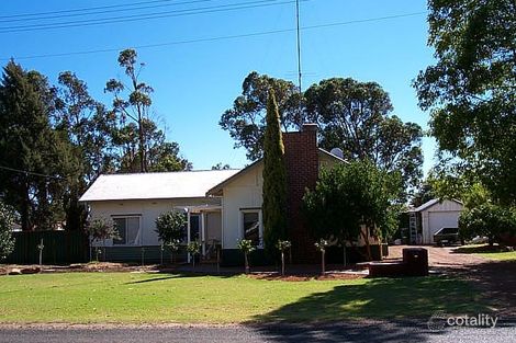 10 Nursery Rd, Harvey, WA 6220