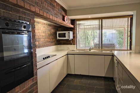 Property photo of 8 Hayden Close Noranda WA 6062