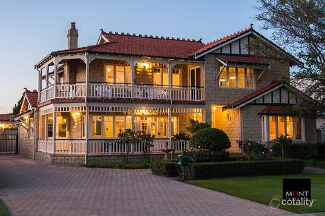 21 Fairview Gdns, Waterford, WA 6152