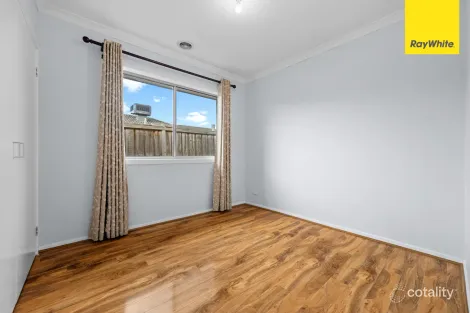 Property photo of 2 Daisy Circuit Harkness VIC 3337