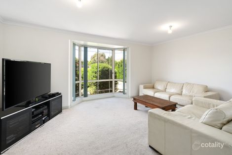 Property photo of 2/19 Bartlett Crescent Hoppers Crossing VIC 3029