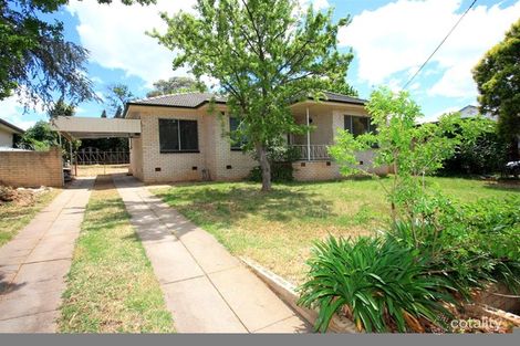 Property photo of 18 Willow Street Kooringal NSW 2650