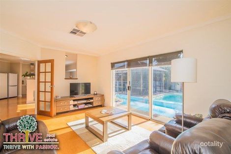 Property photo of 2 Darwinia Loop Canning Vale WA 6155