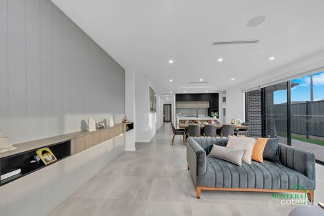 Property photo of 1 Carob Street Mickleham VIC 3064