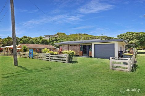 Property photo of 7 Taylor Street Keppel Sands QLD 4702