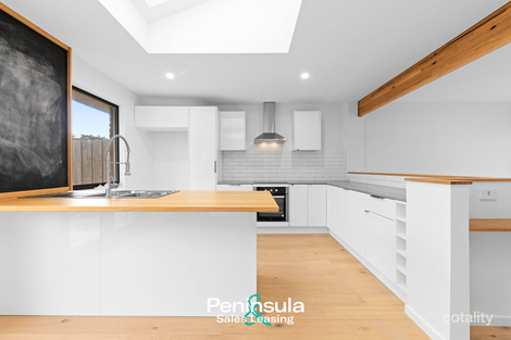 2/6 Pitt St, Mornington, VIC 3931