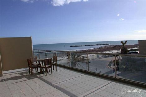 Property photo of 125/16 Holdfast Promenade Glenelg SA 5045