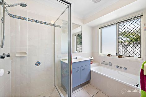 Property photo of 15 Coventry Court Kippa-Ring QLD 4021