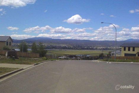 Property photo of 8 Jacqueline Place Riverside TAS 7250