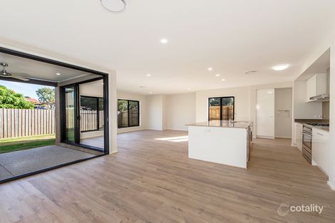 Property photo of 18 Majestic Crescent Hemmant QLD 4174