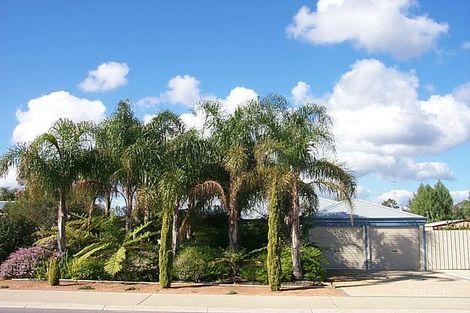 9 Abbotswood Pkwy, Erskine, WA 6210