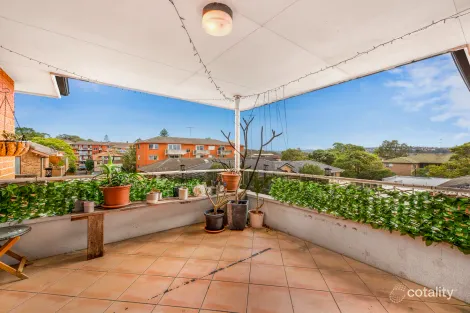 Property photo of 11/10 Cassia Street Dee Why NSW 2099