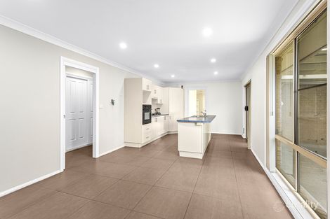 Property photo of 27 Denham Drive Horsley NSW 2530