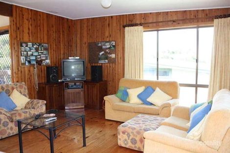 Property photo of 5 Manuka Street Sandy Point VIC 3959