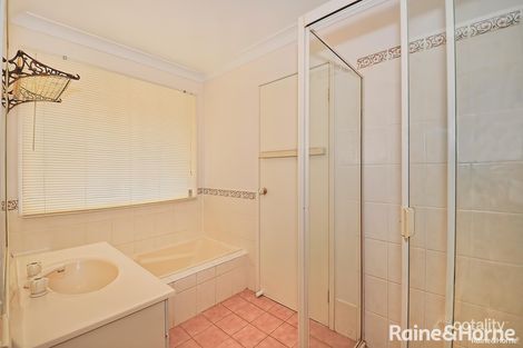 Property photo of 1 Sandlewood Close Rouse Hill NSW 2155