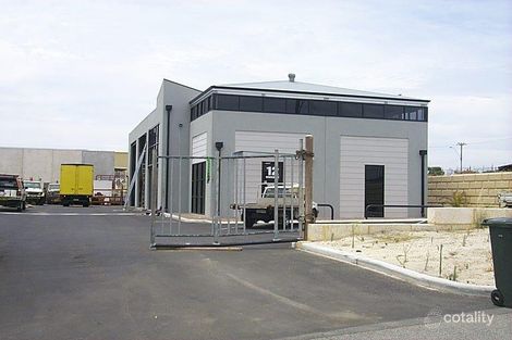 12 Downing St, Carlisle, WA 6101