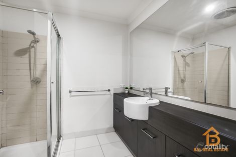Property photo of 11 Cooma Place Burnside Heights VIC 3023