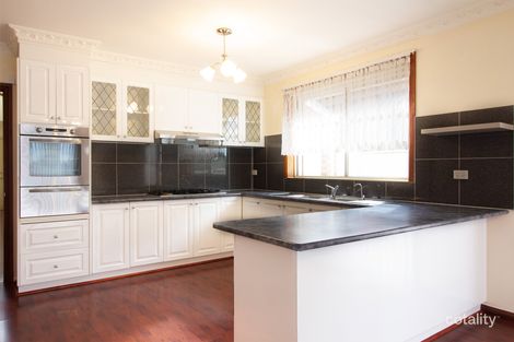 Property photo of 12 Stringybark Place Meadow Heights VIC 3048