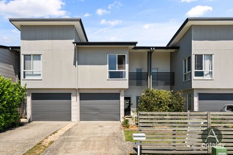 Property photo of 8 Larcom Crescent Redbank Plains QLD 4301