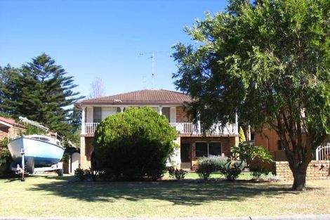 Property photo of 31 The Boulevarde Oak Flats NSW 2529