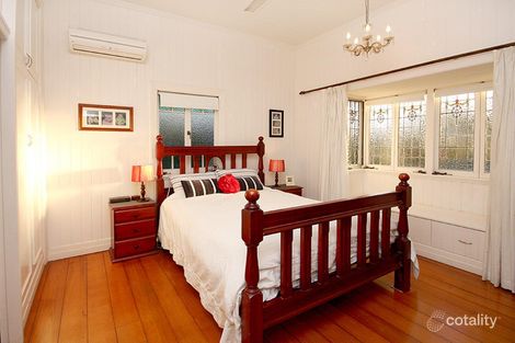 Property photo of 18 Rhyndarra Street Yeronga QLD 4104