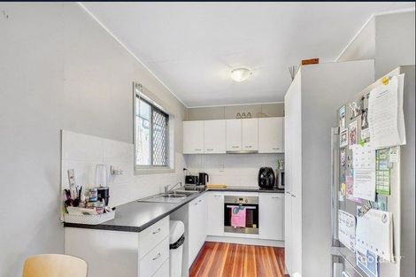 56 Cranes Rd, North Ipswich, QLD 4305