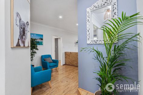 Property photo of 10 Castlemain Heights Leeming WA 6149