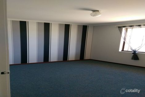 Property photo of 4 Kampong Road Yakamia WA 6330