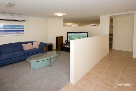 18 Floribunda Ave, Halls Head, WA 6210