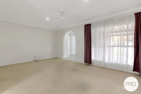 Property photo of 52 Mayfield Circuit Albion Park NSW 2527