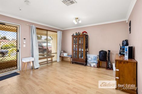 Property photo of 3 Oates Close Usher WA 6230