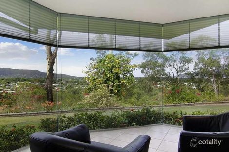 Property photo of 26 Koppen Terrace Mooroobool QLD 4870