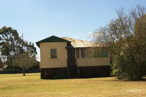 11 Eiser St, Harristown, QLD 4350