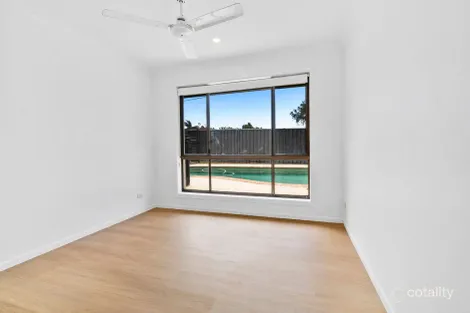 Property photo of 4 Koonwarra Street Labrador QLD 4215