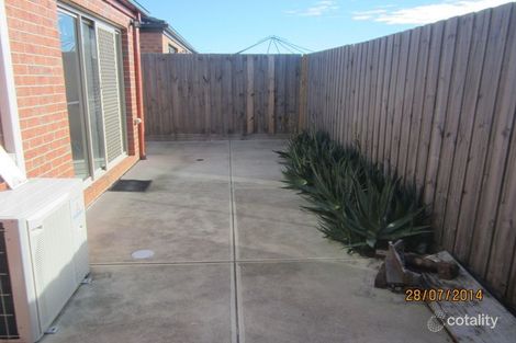 Property photo of 44 Bronson Circuit Hoppers Crossing VIC 3029