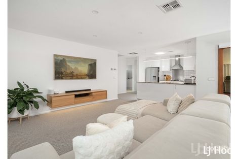 Property photo of 14 Bluestone Gardens Jerrabomberra NSW 2619