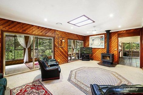 23 Pearl Beach Dr, Pearl Beach, NSW 2256