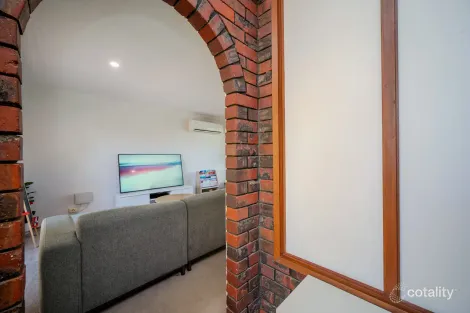 Property photo of 8 Cox Crescent Quinns Rocks WA 6030