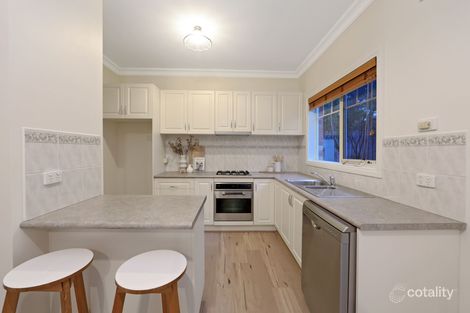 Property photo of 2/13 Yvette Drive Rowville VIC 3178