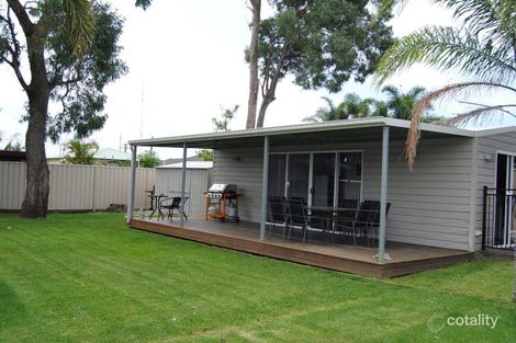 Property photo of 70 Barton Street Oak Flats NSW 2529