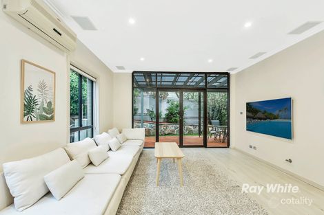 Property photo of 13/4 Hindle Terrace Bella Vista NSW 2153